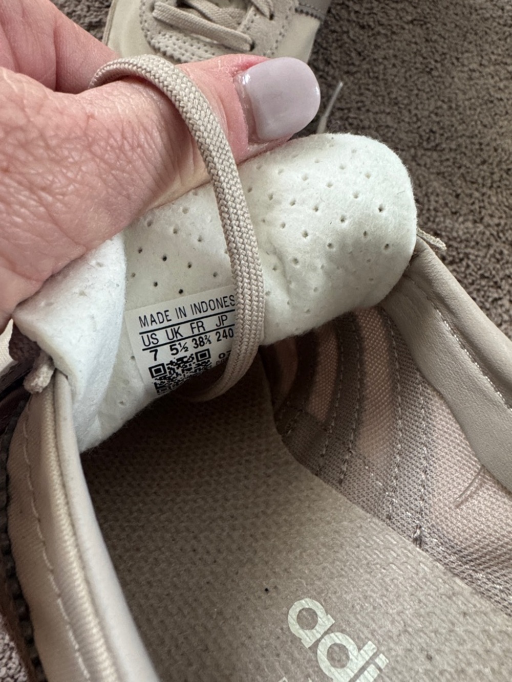 Adidas Sneaker - Picture 6 of 7